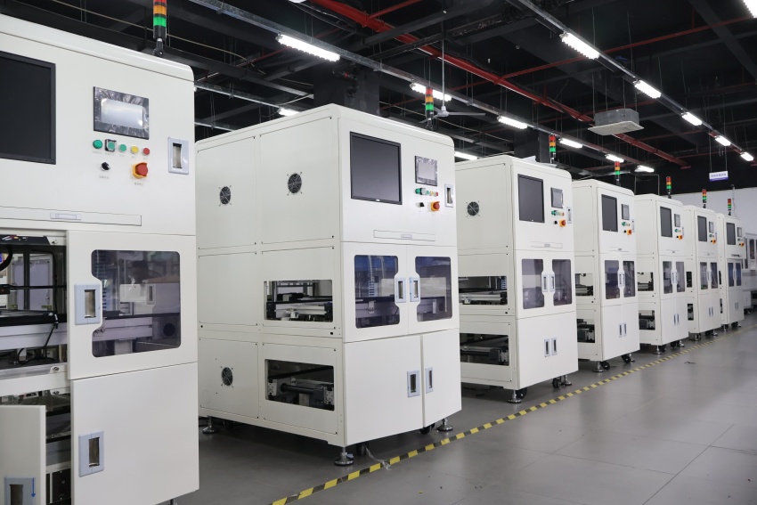 DCU汽车域控制器测试系统” /></p><p style=